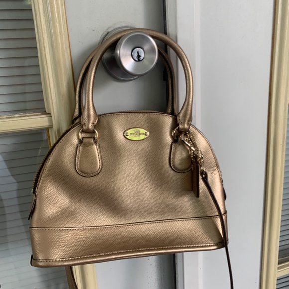 Small coach hand bag - Picture 3 of 3